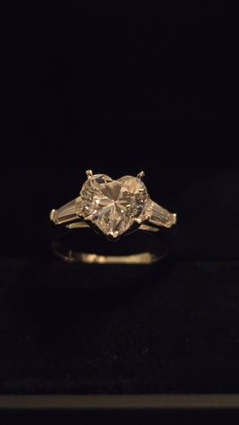 2.0 ct cubic zirconia Sterling Silver 925 three stone heart ring